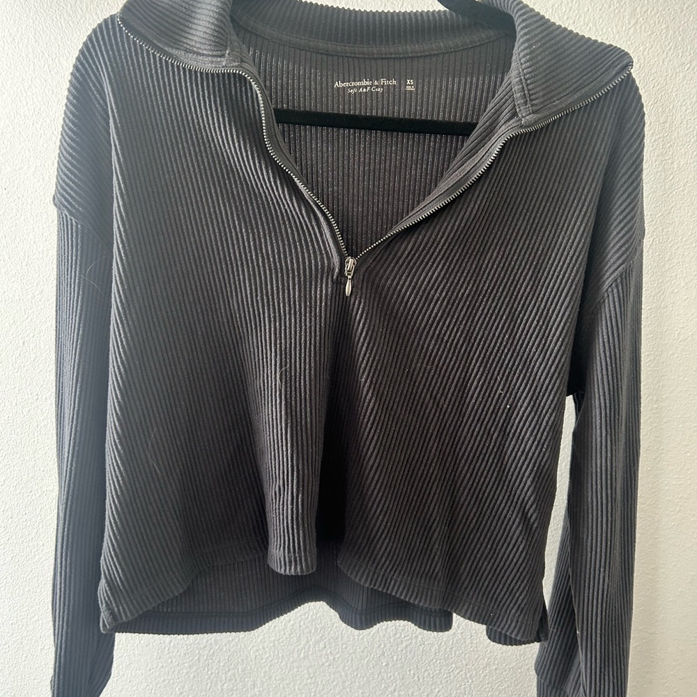 Abercrombie & Fitch Gray Ribbed Zip-Up Sweater
